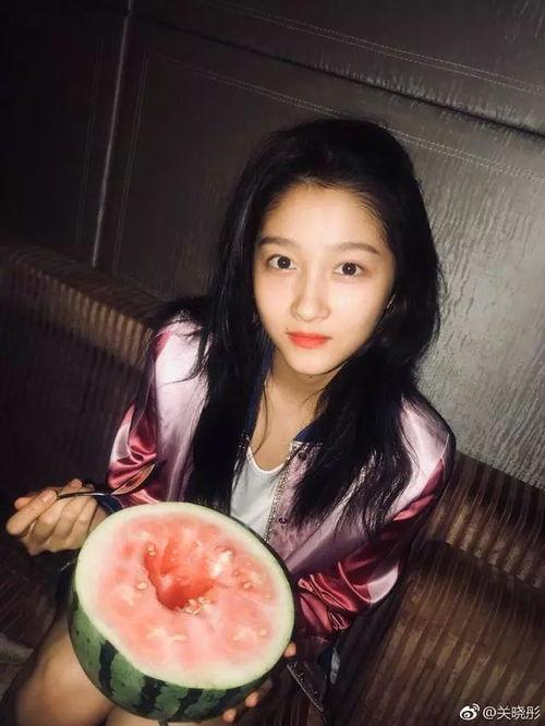 瓜哥吃瓜拍照图片视频,捕捉那些令人捧腹的拍照、图片、视频瞬间