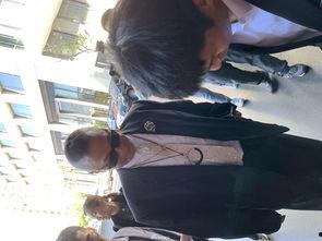 林志玲婚礼吃瓜视频,太接地气！