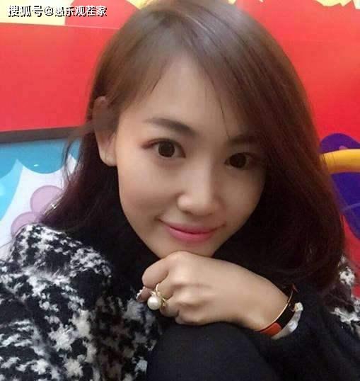 王嘉怡吃瓜视频,揭秘娱乐圈幕后故事