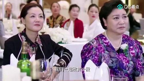 阿星与阿奇吃瓜看戏视频,揭秘娱乐圈幕后风云