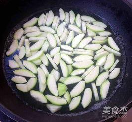 香田瓜怎么吃才好吃呢视频,视频教你如何吃出最佳口感