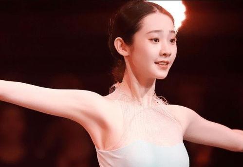 张艺凡吃瓜视频,揭秘娱乐圈幕后真相