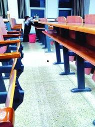 教室课桌吃瓜视频大全